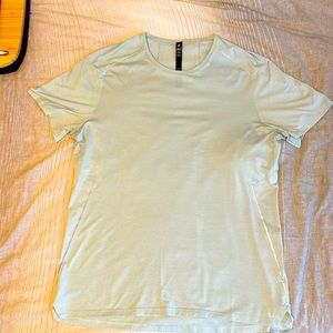 Lululemon Mens T shirt